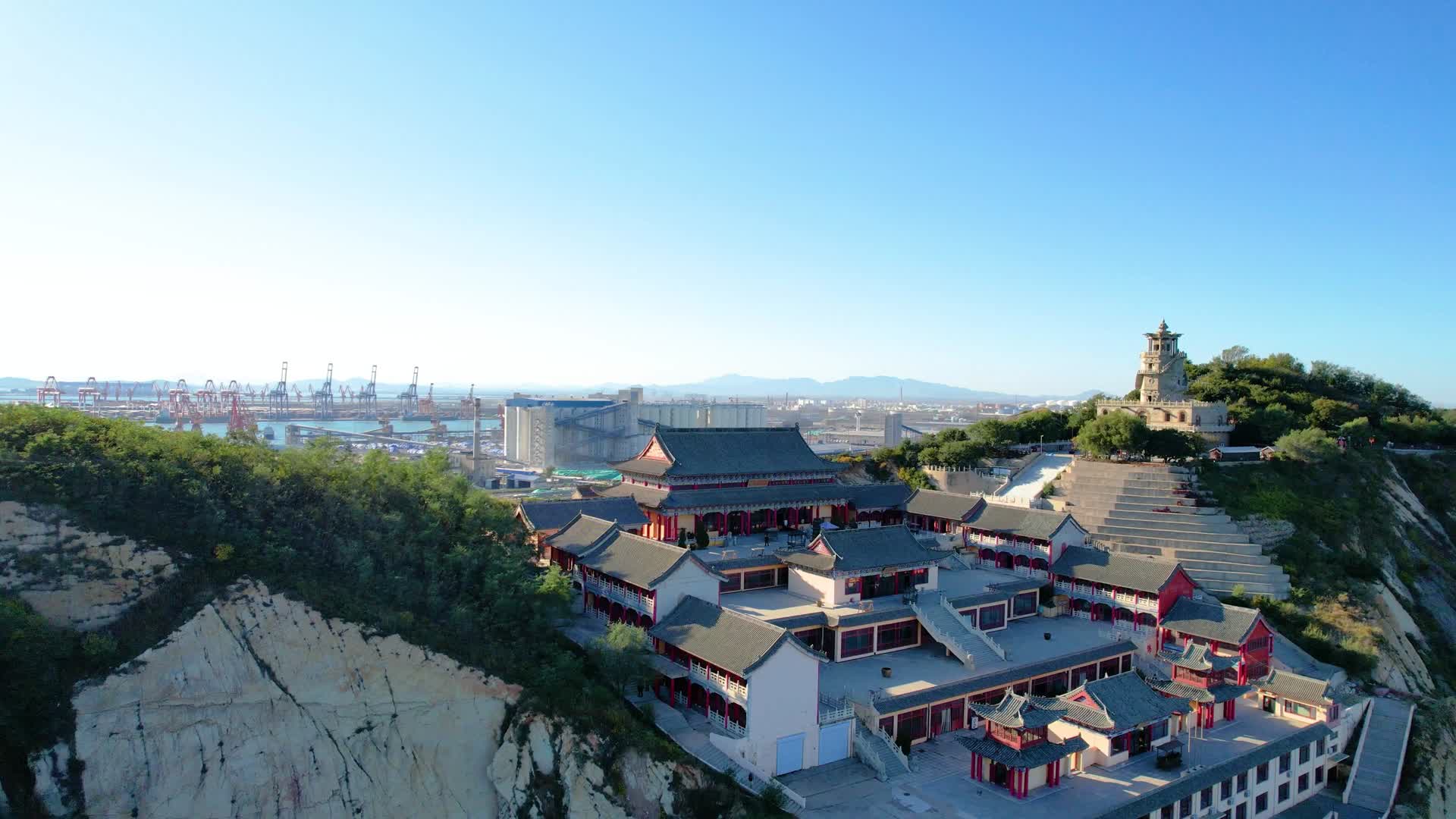 中国辽宁锦州笔架山风光航拍视频的预览图