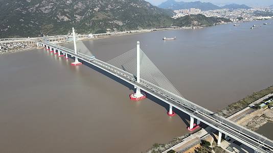 4K航拍温州七都大桥风光实拍视频视频的预览图