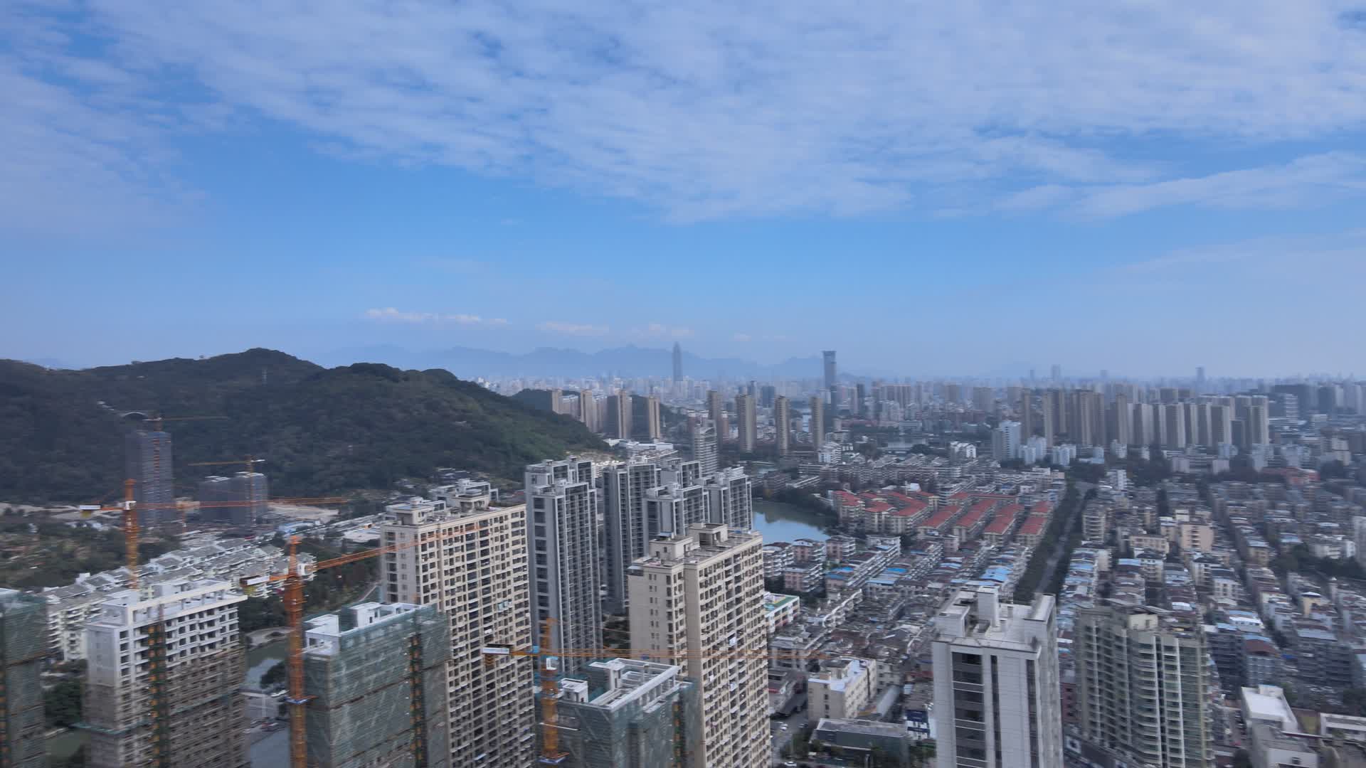 4K航拍温州瓯海景山风光实拍视频视频的预览图