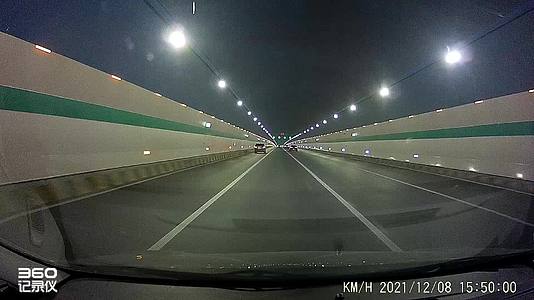 隧道视频的预览图