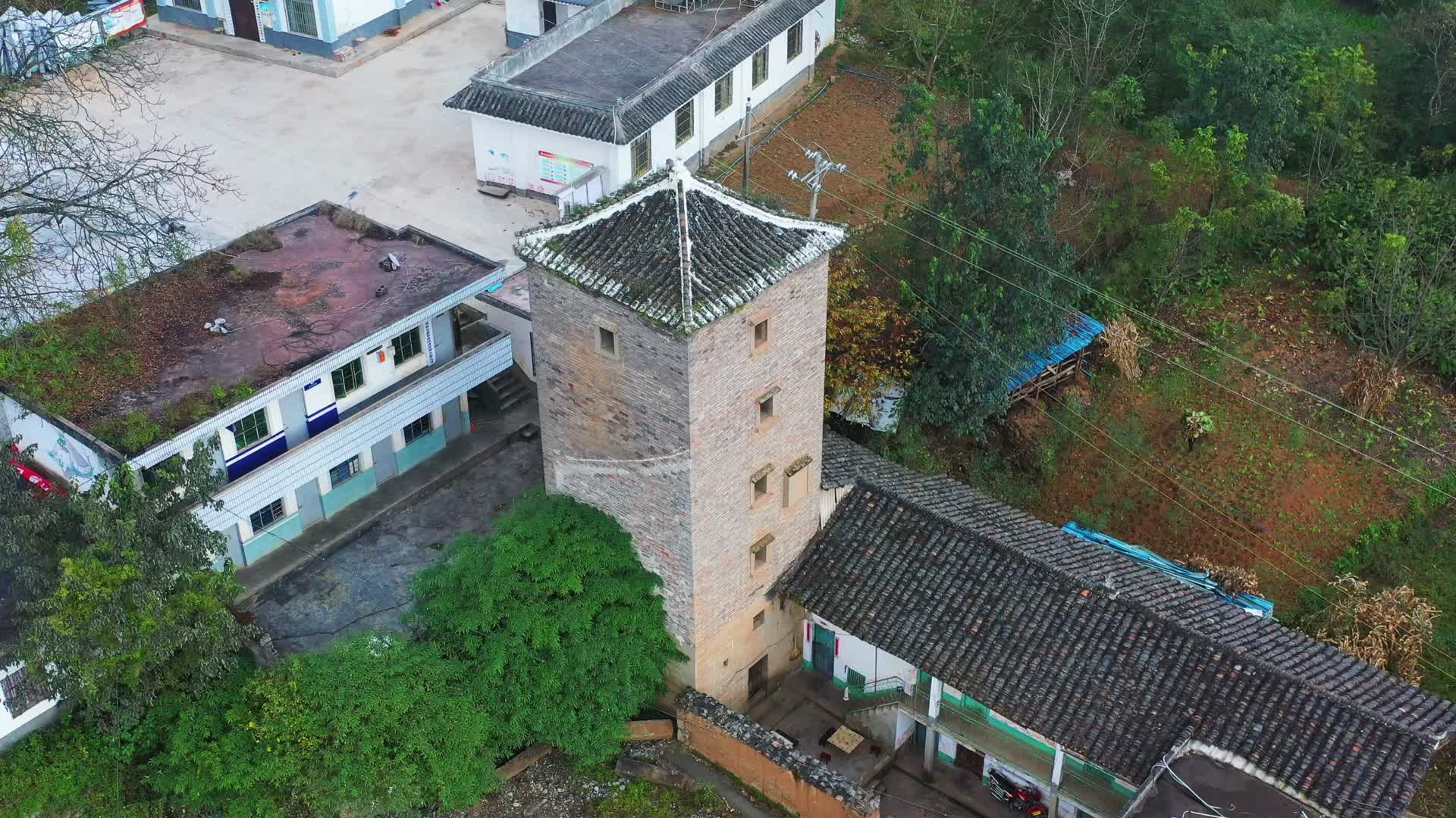 乡村特色建筑航拍视频的预览图