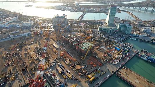 天津滨海新区天津港港口工地建筑航拍视频的预览图
