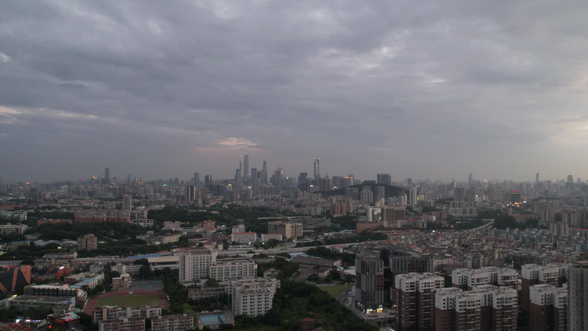 广州城市日落珠江新城航拍延时镜头视频的预览图