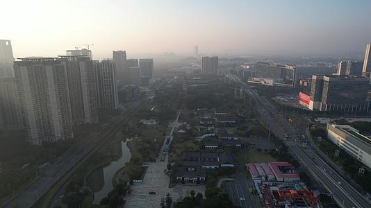 广州保利发展天幕广场洲际酒店夕阳朝阳日出视频的预览图