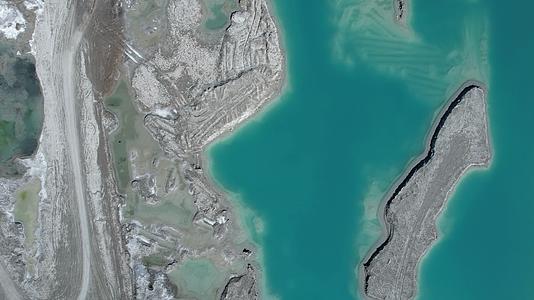 青海海西翡翠湖柴旦盐湖视频的预览图