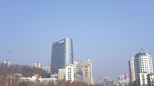 十堰山城华悦城日景拍摄视频的预览图
