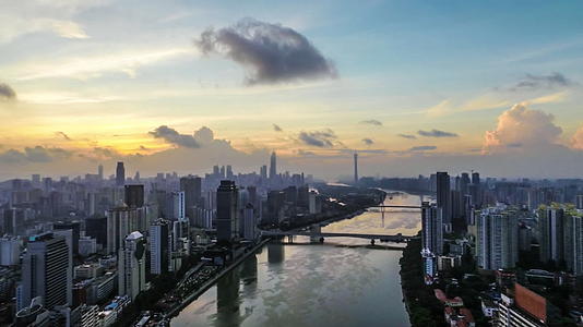 广州珠江大景航拍视频的预览图