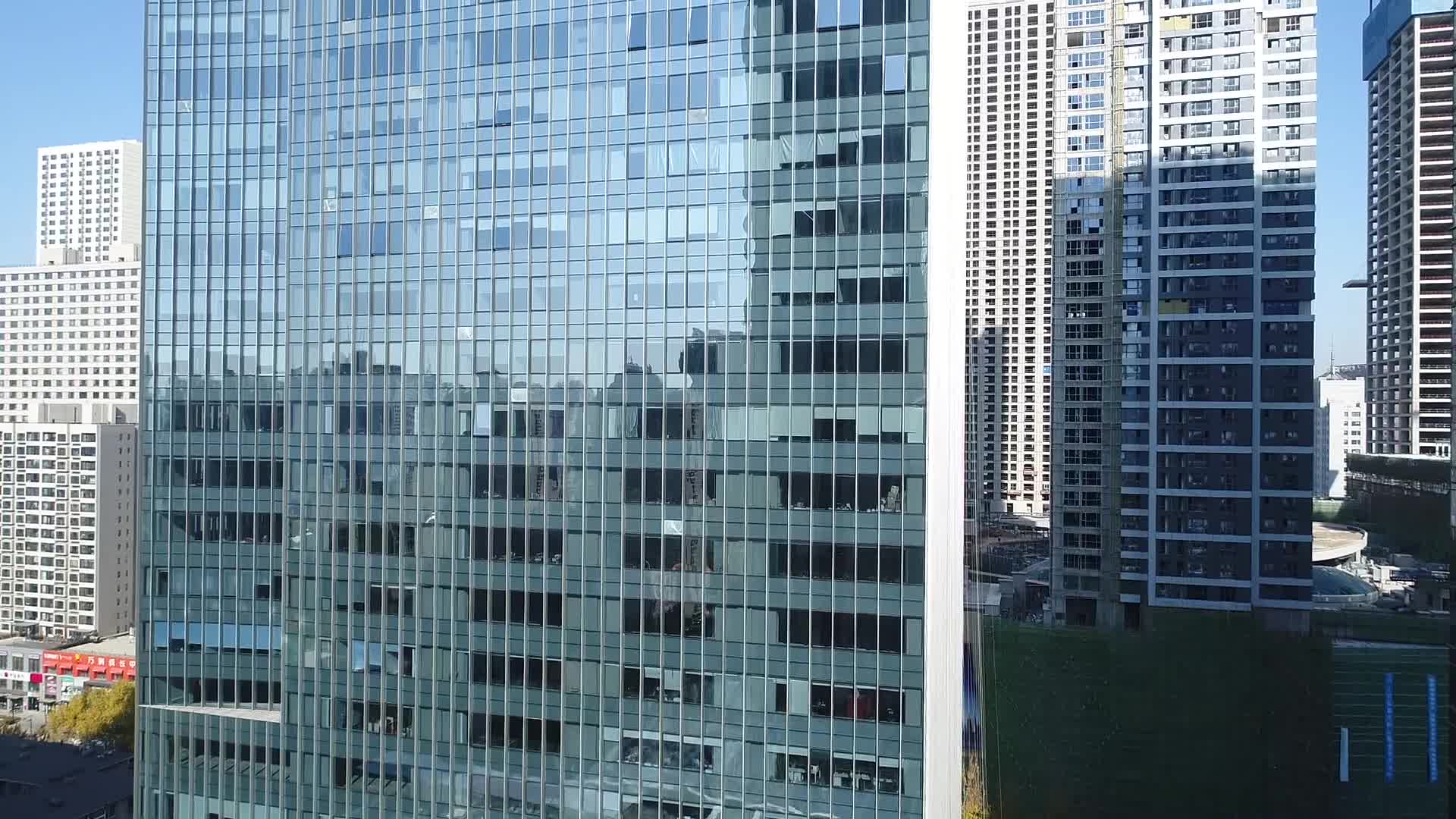 航拍沈阳华润大厦视频的预览图