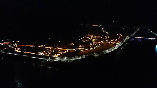 高清航拍山西吕梁碛口古镇夜景视频的预览图