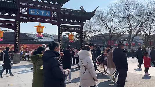 南京虎年街头过年气氛视频的预览图