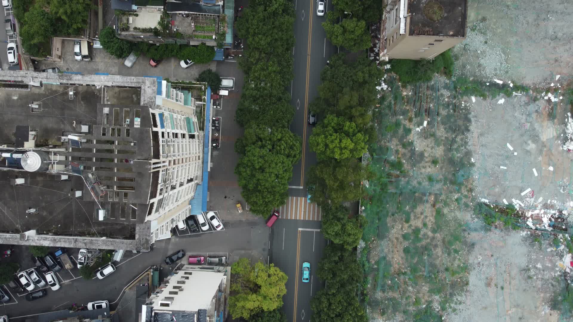 武汉宜昌建筑工地道路航拍视频的预览图