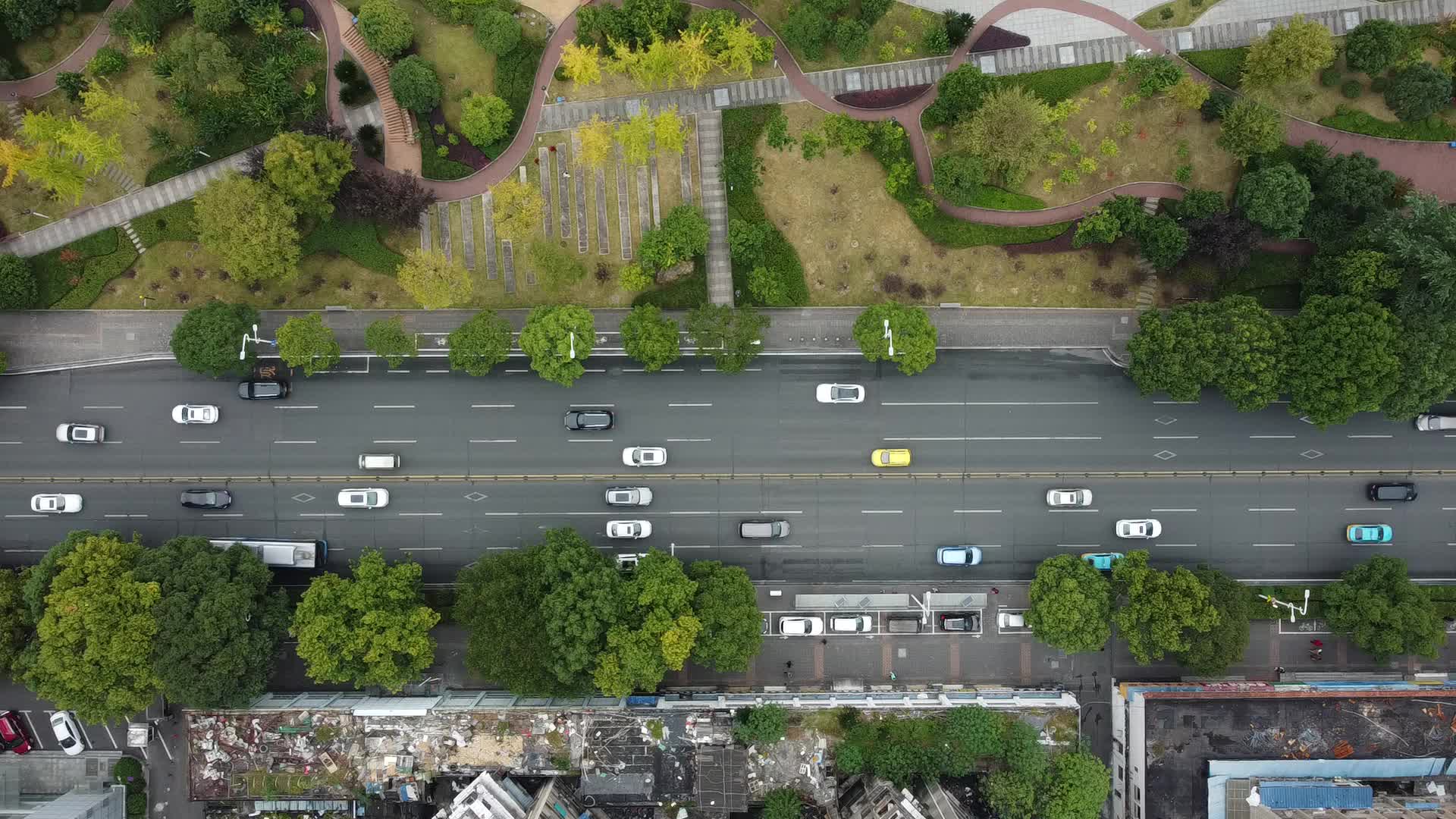 宜昌城市道路建筑绿地航拍视频的预览图