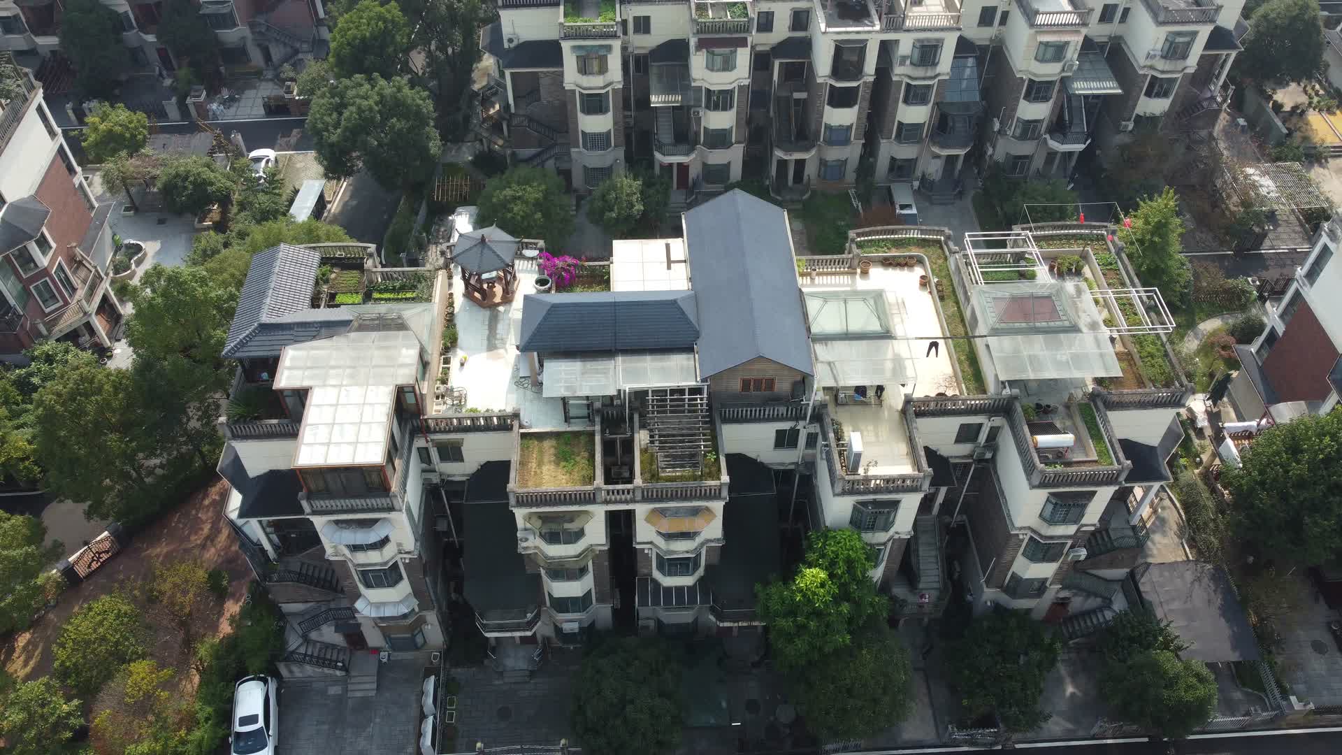 宜昌城市道路建筑居住区航拍视频的预览图