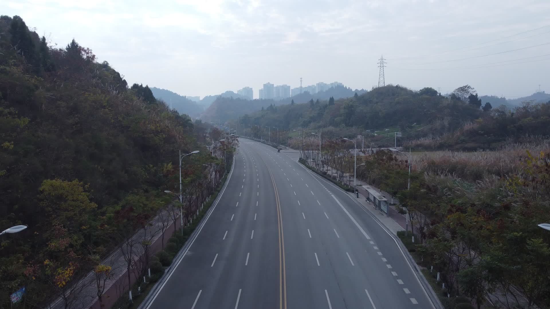 湖北宜昌市点军区交通航拍视频的预览图