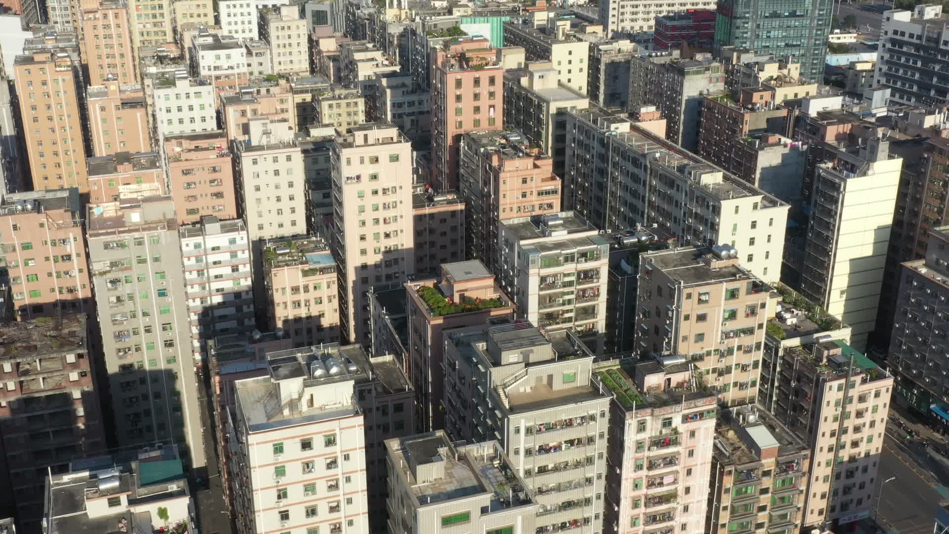 深圳城市楼房航拍视频视频的预览图