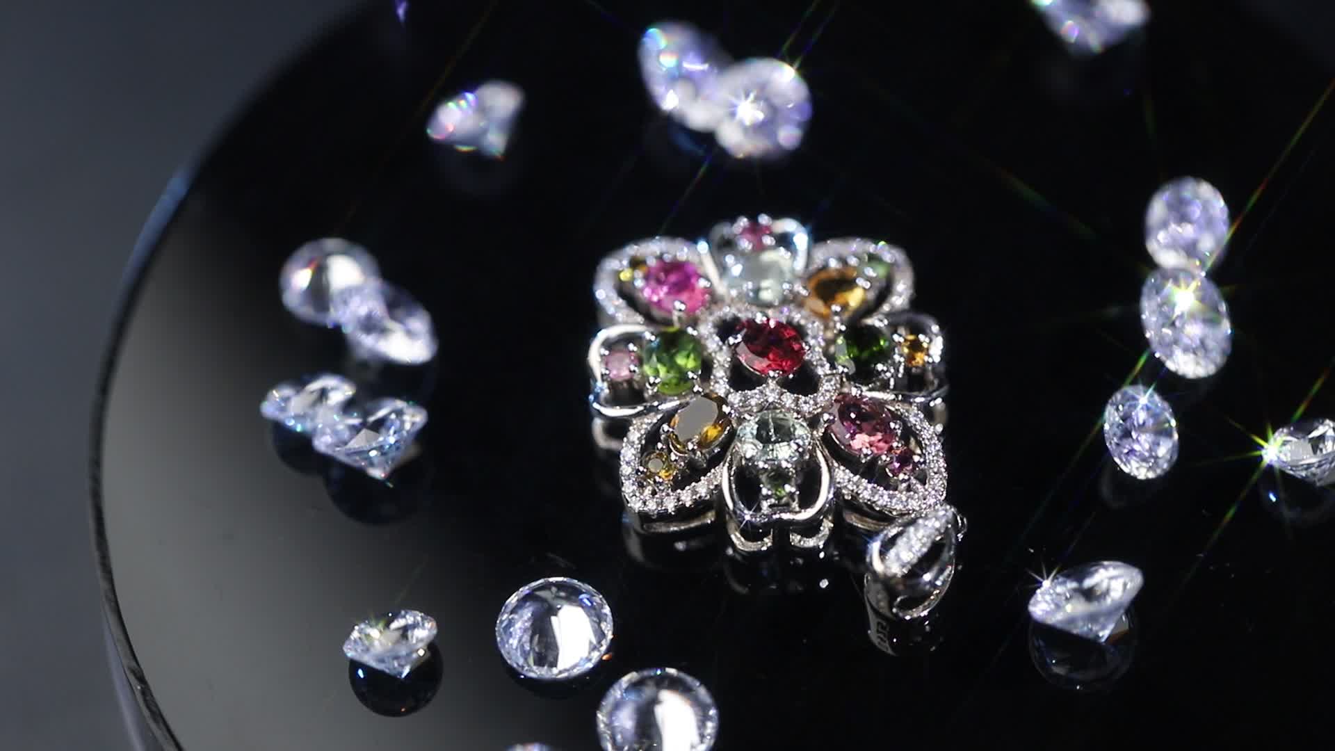 珠宝钻石视频的预览图