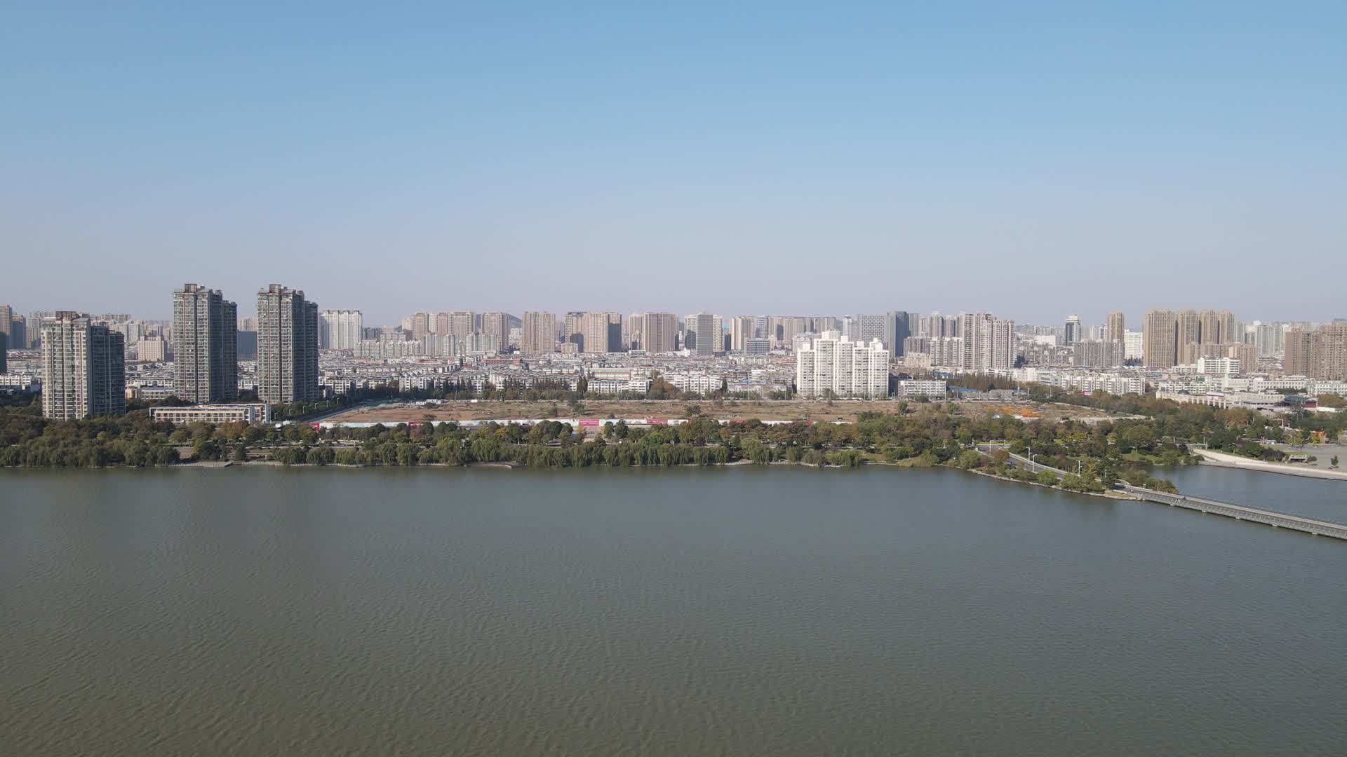 江苏徐州城市风光4K航拍视频的预览图