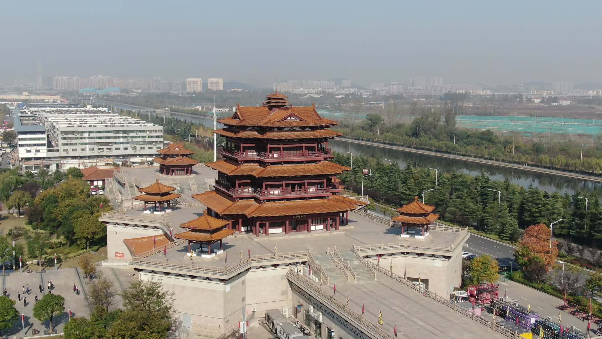 江苏徐州彭祖楼地标建筑4K航拍视频的预览图
