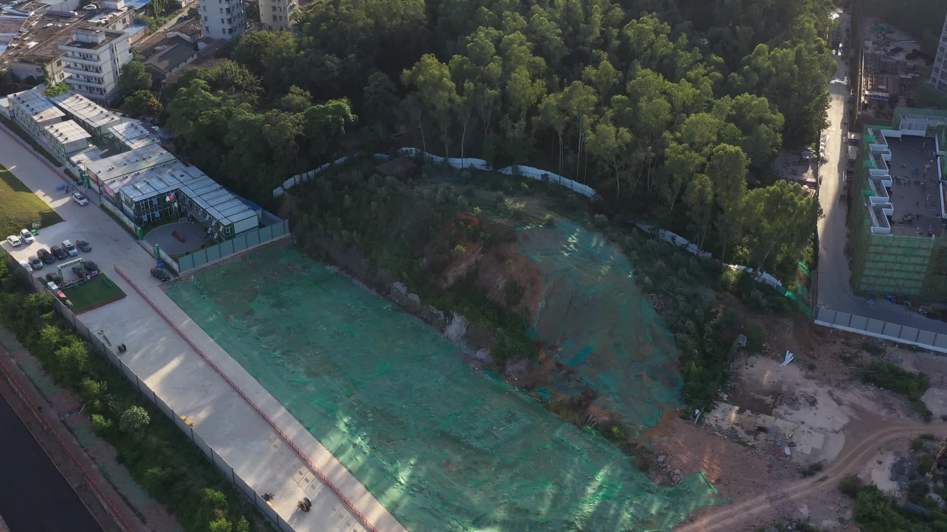 深圳房屋建筑航拍视频视频的预览图