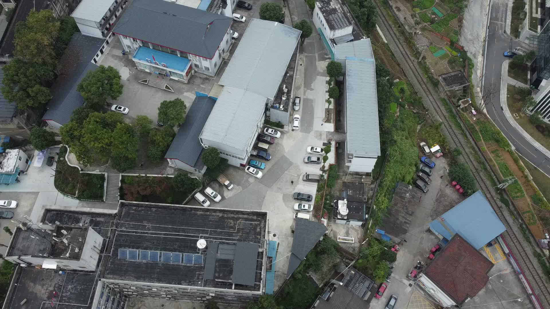 4k湖北宜昌城市道路建筑航拍视频的预览图