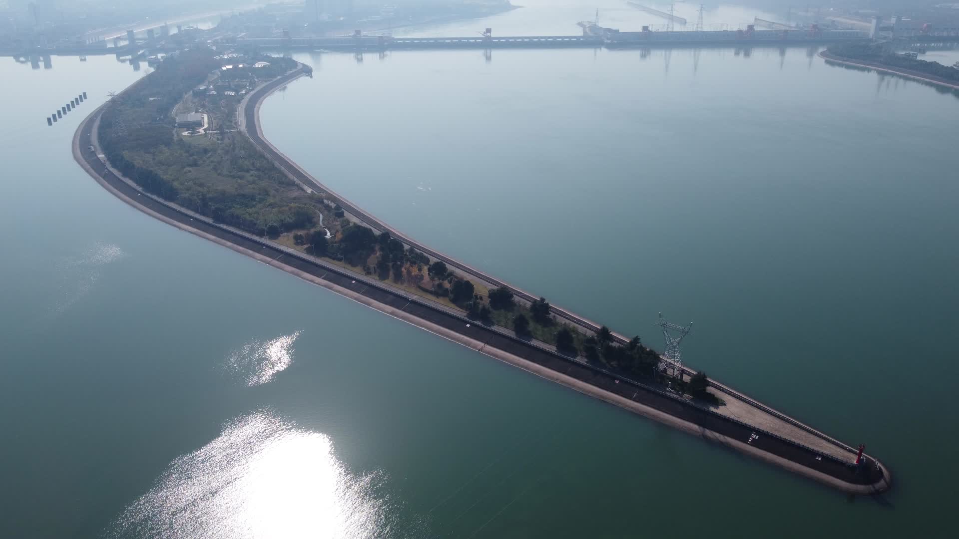 湖北宜昌市夷陵区三峡航拍视频的预览图