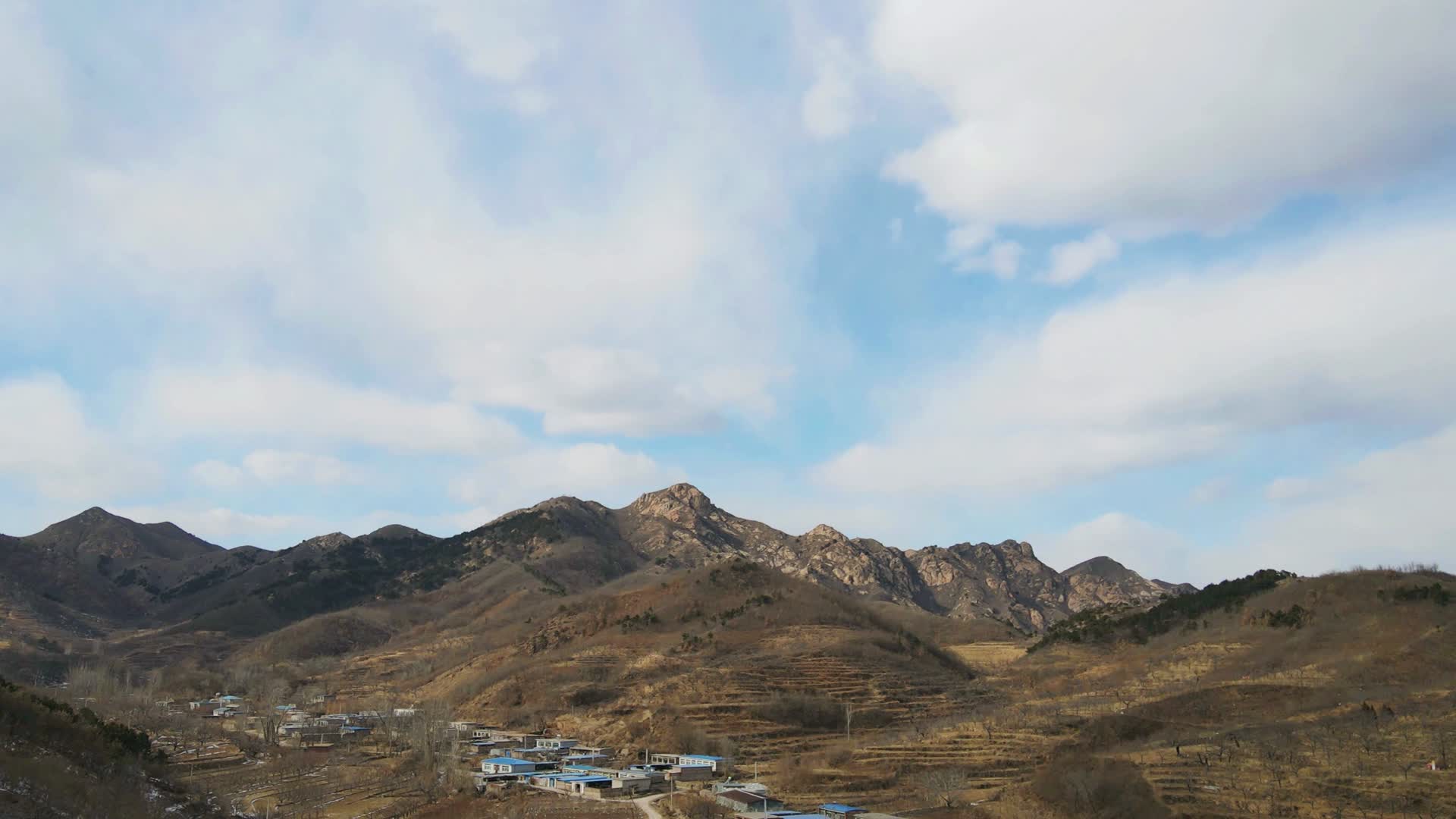 东北山村冬季延时4K视频的预览图
