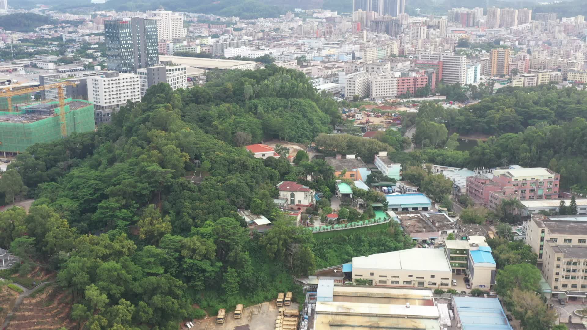 深圳龙华居住区航拍视频的预览图