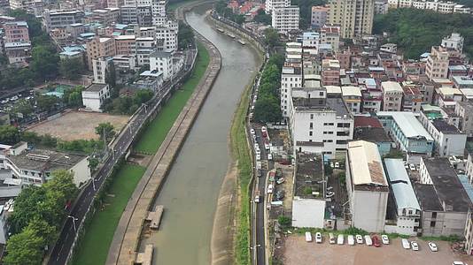 深圳龙华乡村公路交通高角度航拍视频的预览图