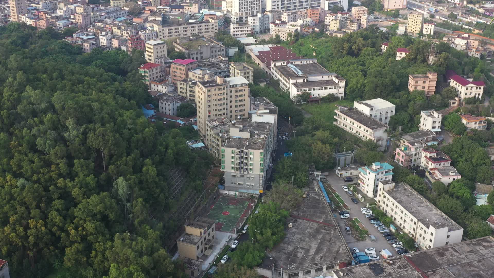 深圳龙华乡村居住区航拍视频的预览图