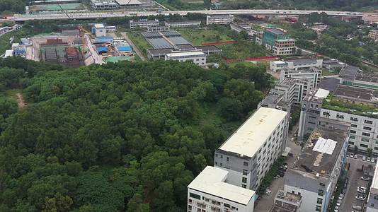 深圳龙华郊外工厂航拍视频的预览图