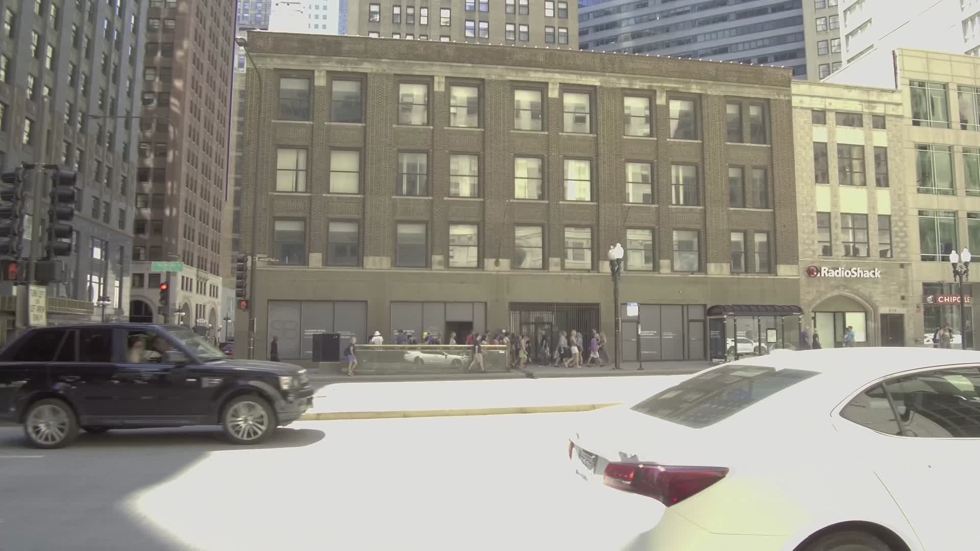 美国伊利诺伊州芝加哥商业街壮丽一英里实拍视频的预览图