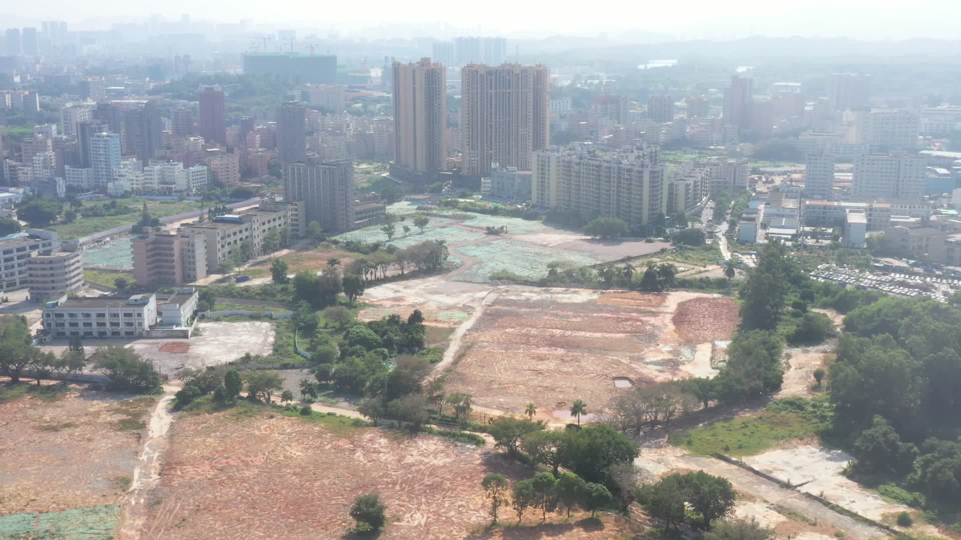 深圳龙华工地建筑楼房大厦航拍视频的预览图
