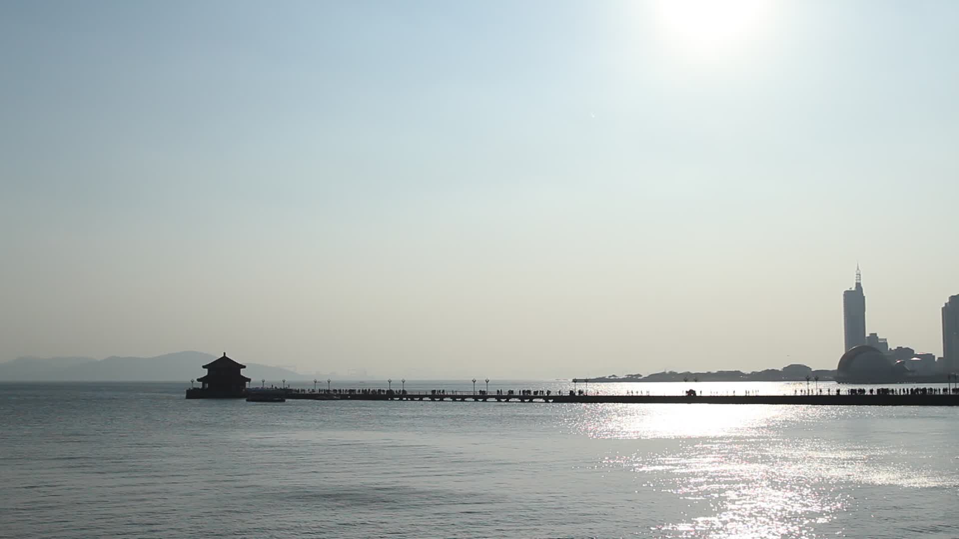 青岛栈桥2011年视频的预览图
