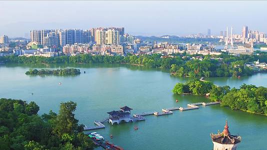 鸟瞰惠州城市规划建设地标建筑城市飞越广东惠州城市视频的预览图