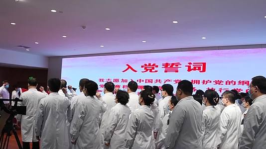 武汉空城封城疫情一线医护人员视频视频的预览图