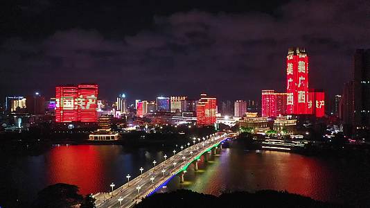 邕江大桥夜景灯光秀视频的预览图