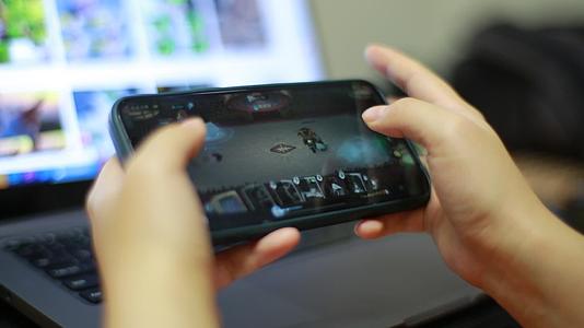 手机淘宝网购玩游戏短视频视频的预览图