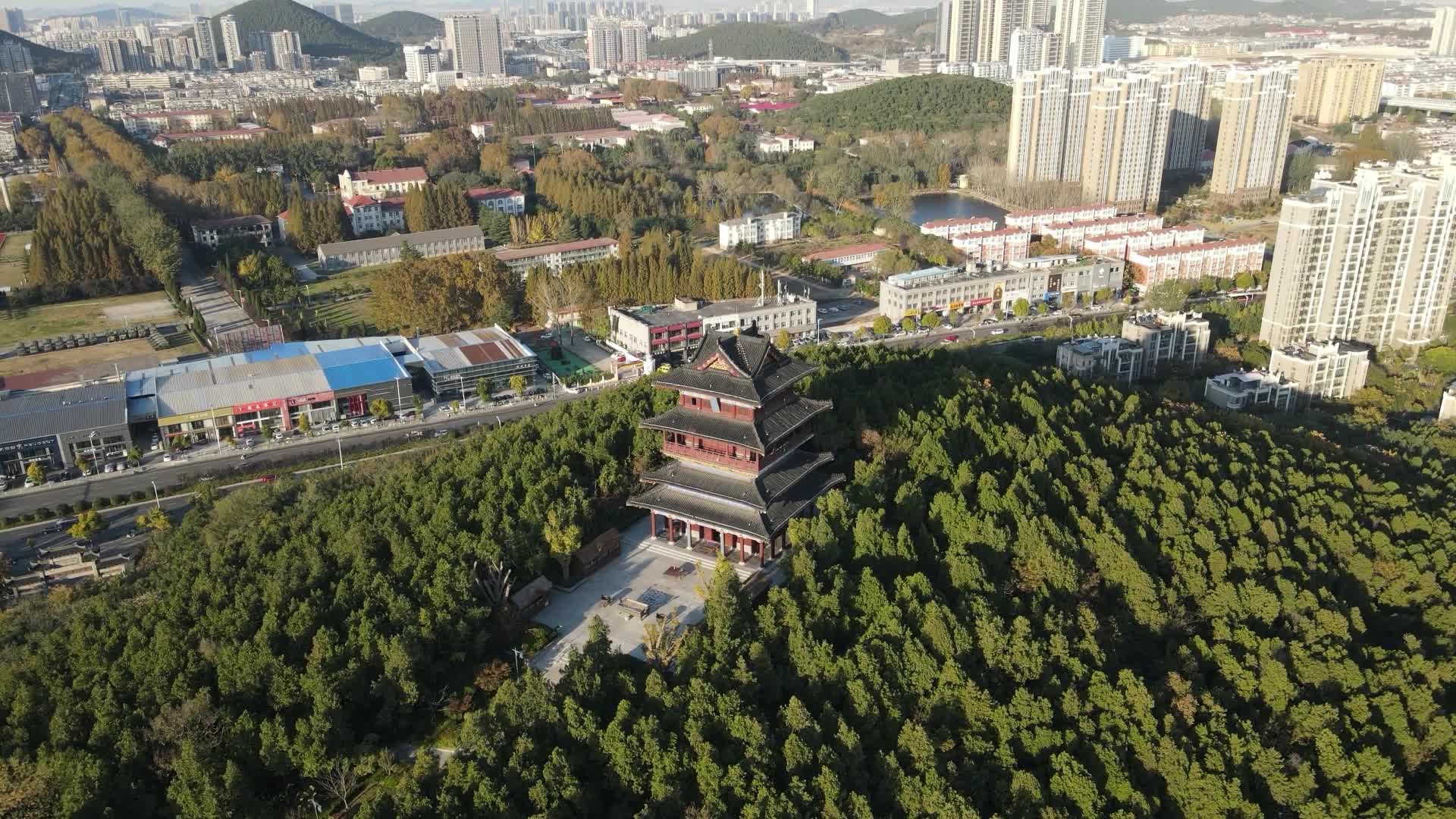 航拍江苏徐州竹林寺观音阁视频的预览图