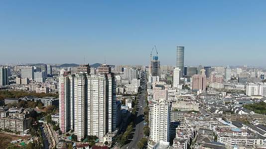 航拍江苏徐州城市风光视频的预览图