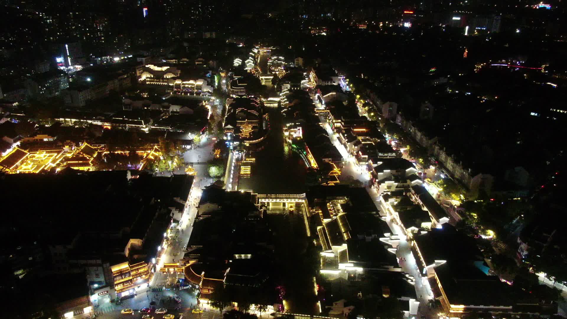 航拍江苏南宁秦淮河夫子庙5A景区夜景视频的预览图
