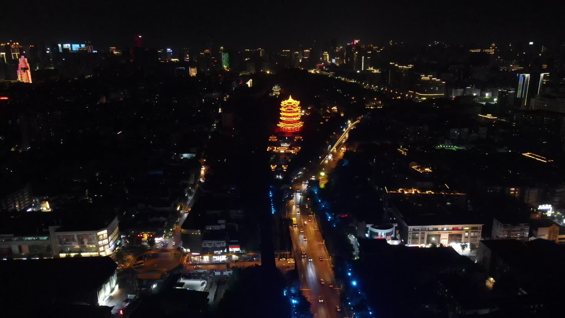 航拍湖北武汉黄鹤楼景区夜景视频的预览图
