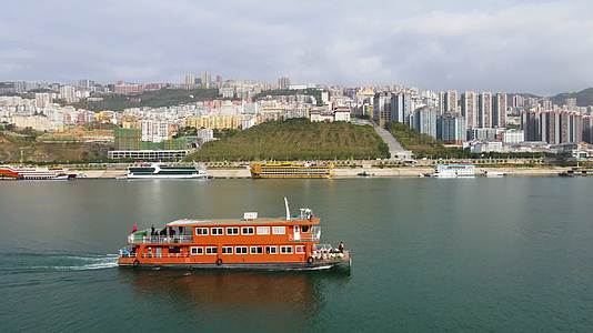 4k长江水道游船轮船视频的预览图