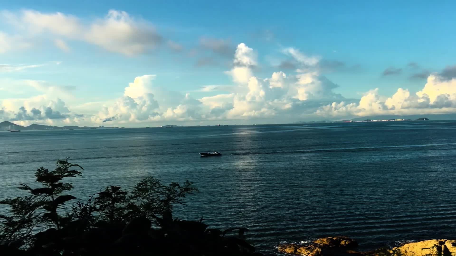 大亚湾黄金海岸晨辉横拍系列全景视频的预览图