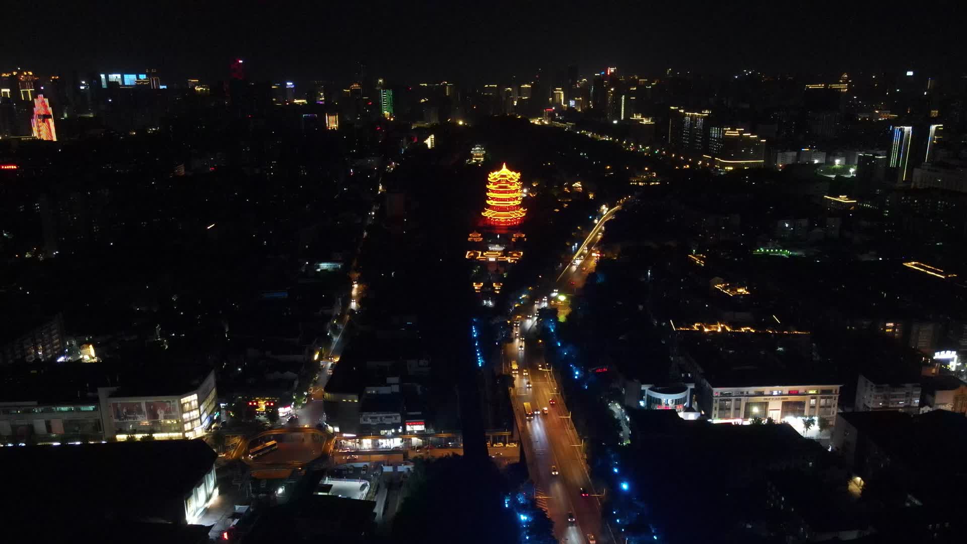湖北武汉5A景区黄鹤楼夜景航拍视频的预览图