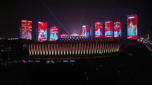 山东济南奥体中心CBD灯光秀过年视频的预览图
