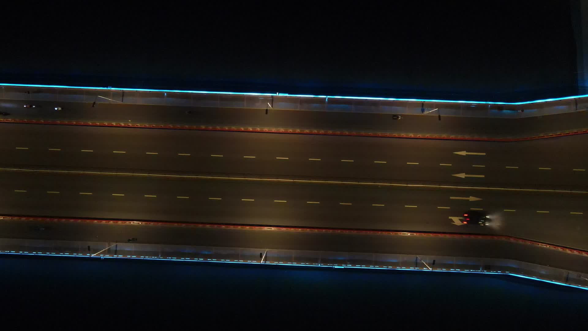 福建福州解放大桥夜景灯光航拍视频的预览图