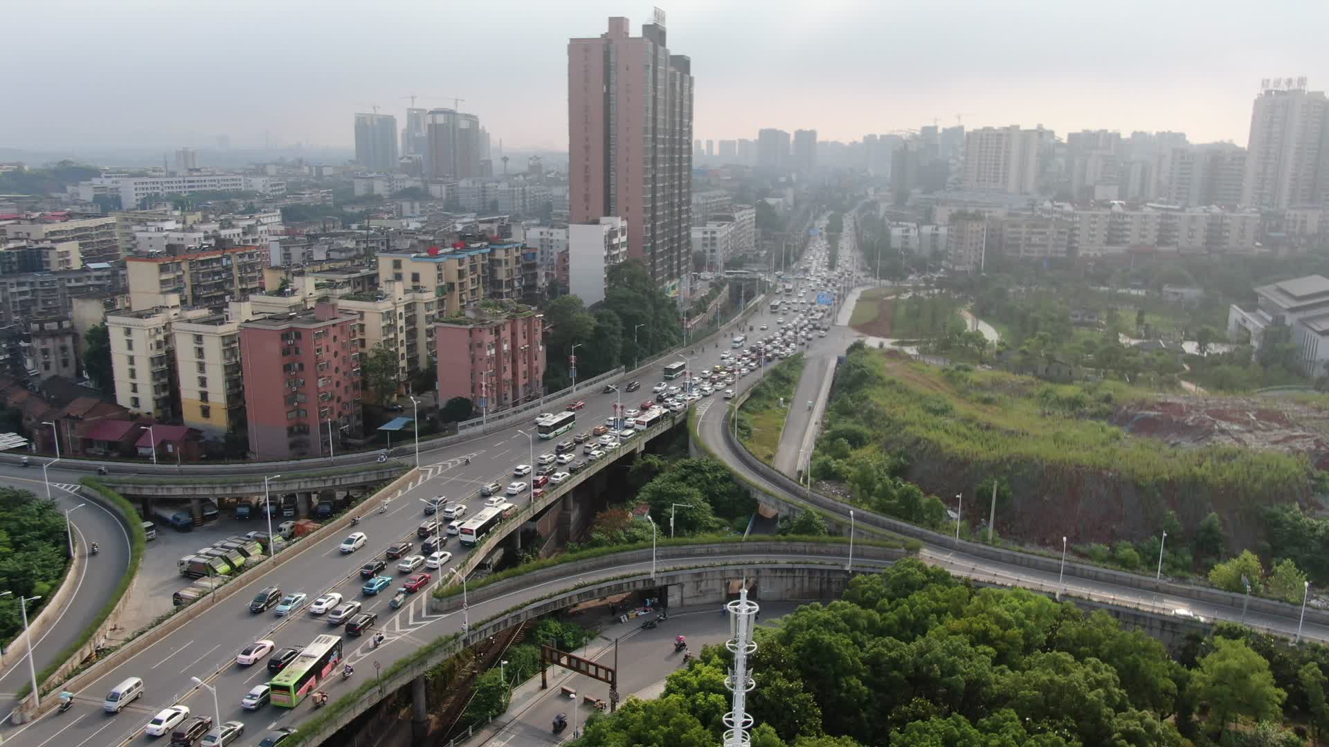 湖南衡阳城市交通航拍视频的预览图
