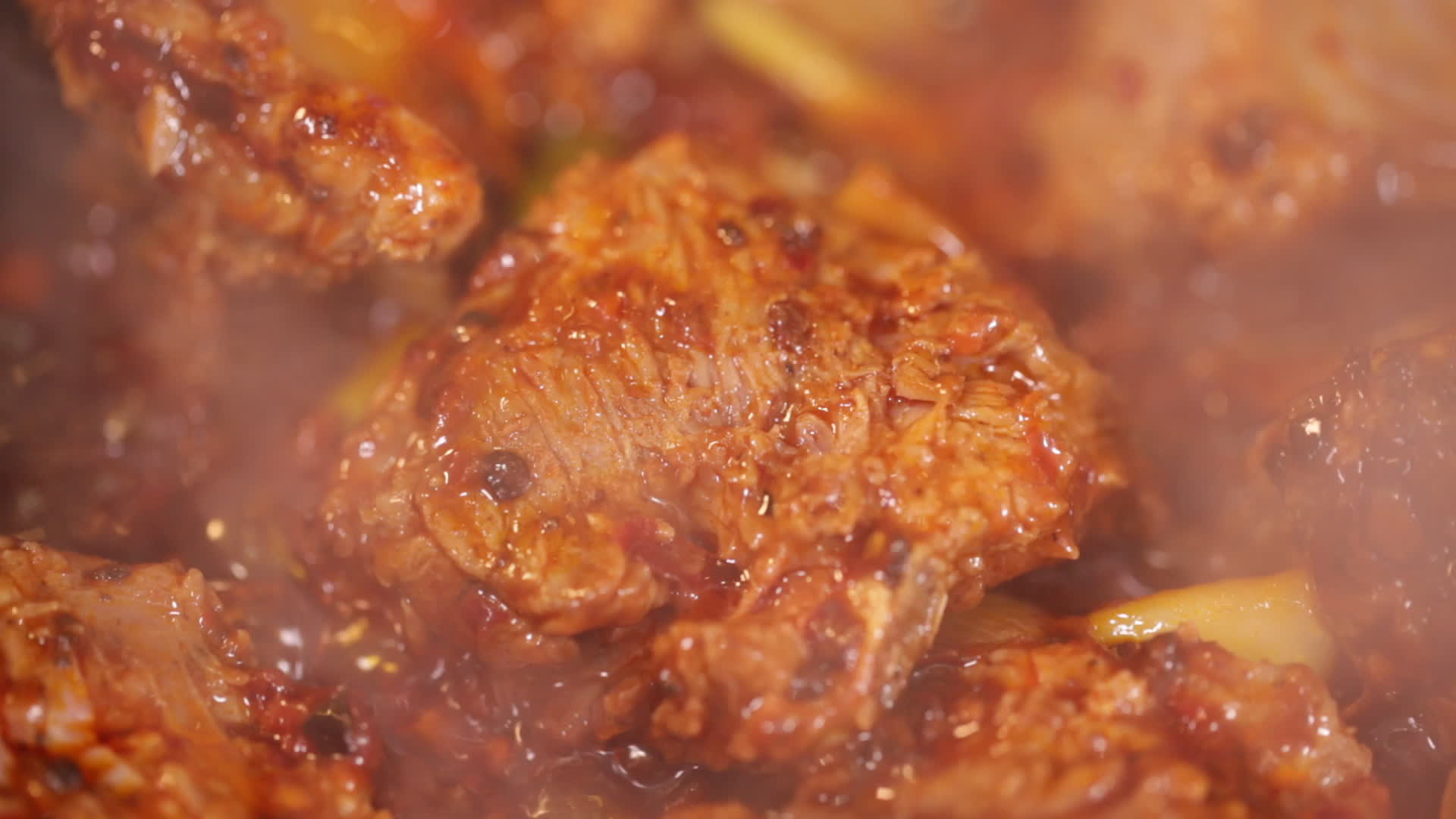 红烧小排炖肉视频的预览图