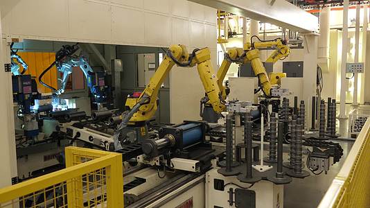 机器人自动化生产线视频的预览图