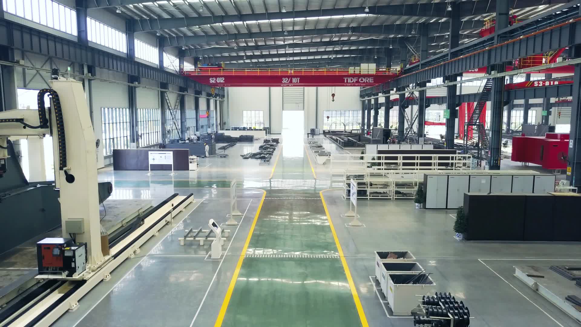 重工业工厂制造车间视频的预览图